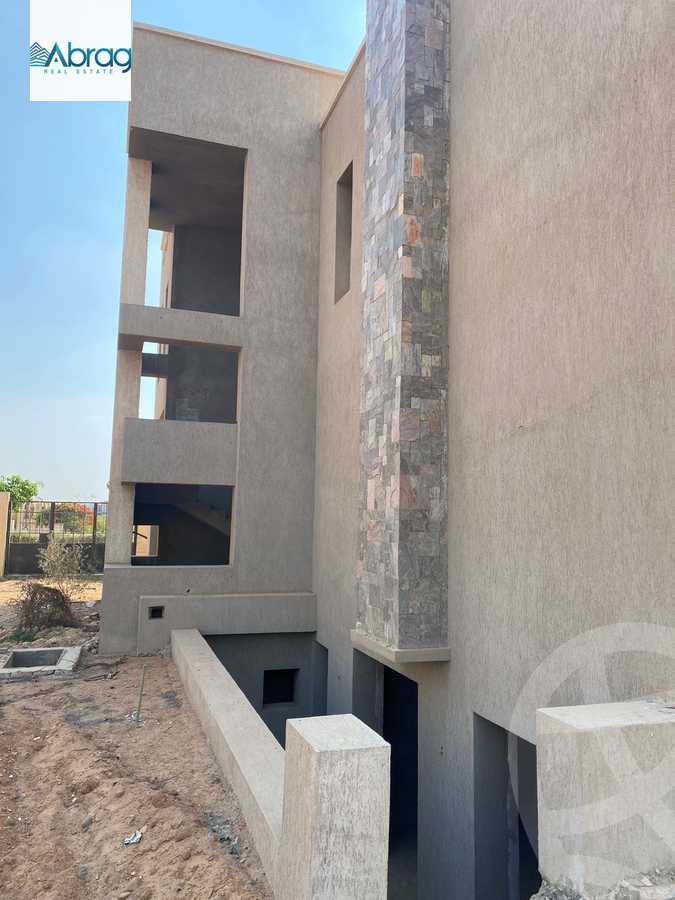 https://aqarmap.com.eg/ar/listing/5533780-for-sale-cairo-el-sheikh-zayed-city-compounds