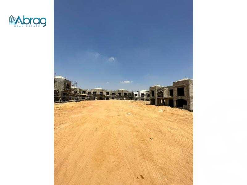 https://aqarmap.com.eg/en/listing/5556957-for-sale-cairo-el-sheikh-zayed-city-compounds-kmbwnd-fyldj-wyst-dr-llttwyr