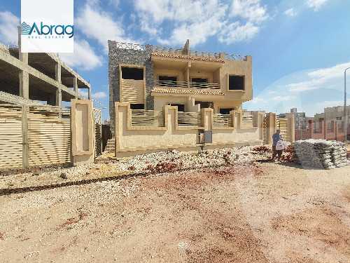 https://aqarmap.com.eg/en/listing/5579086-for-sale-cairo-el-sheikh-zayed-city-el-hay-eltaseaa-area-2
