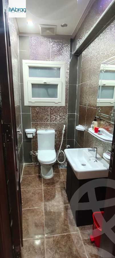 https://aqarmap.com.eg/en/listing/5613361-for-sale-cairo-el-sheikh-zayed-city-compounds-hadayek-el-mohandiseen