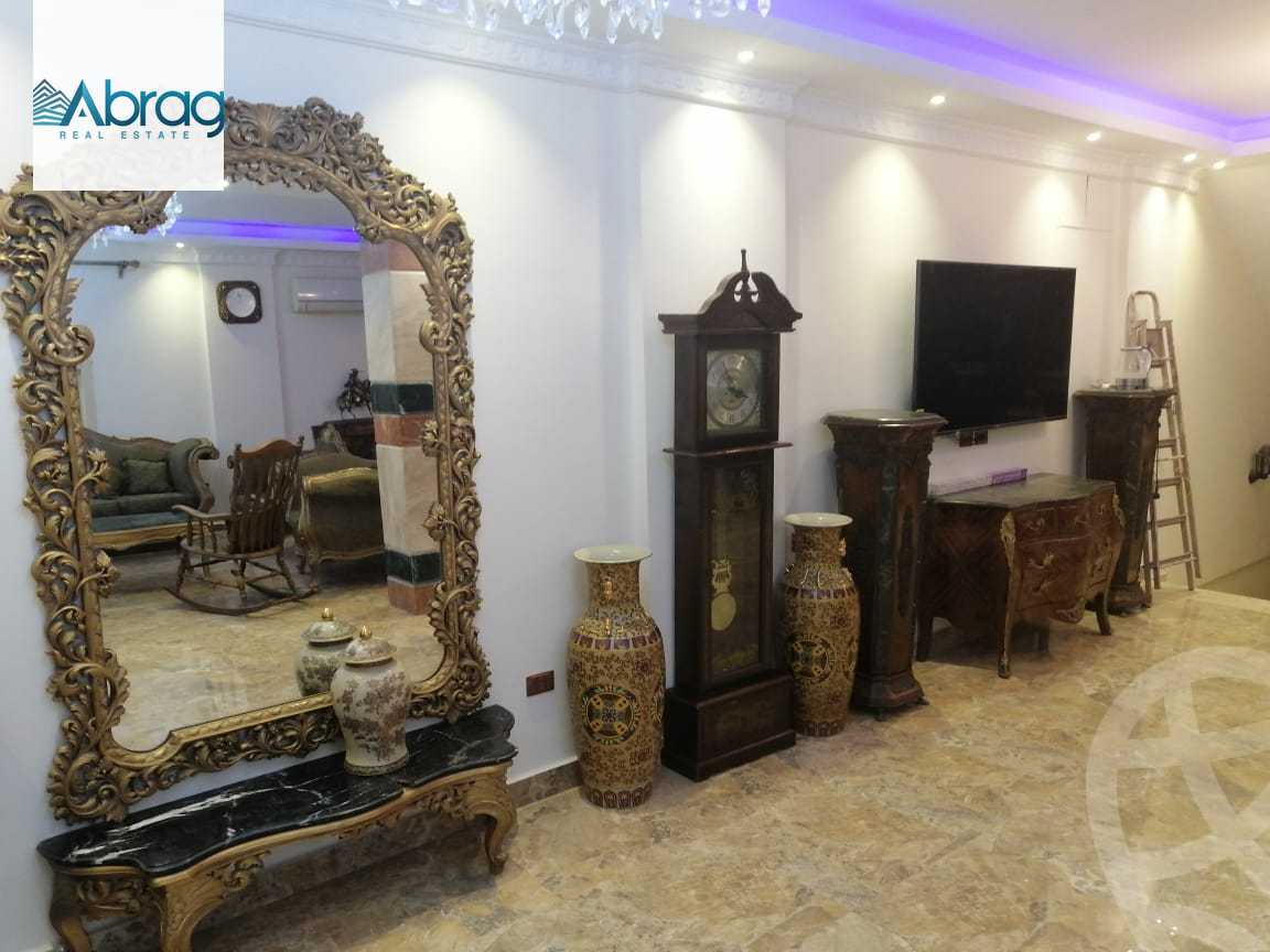https://aqarmap.com.eg/ar/listing/5637590-for-sale-cairo-el-sheikh-zayed-city-compounds-el-yasmeen-compound