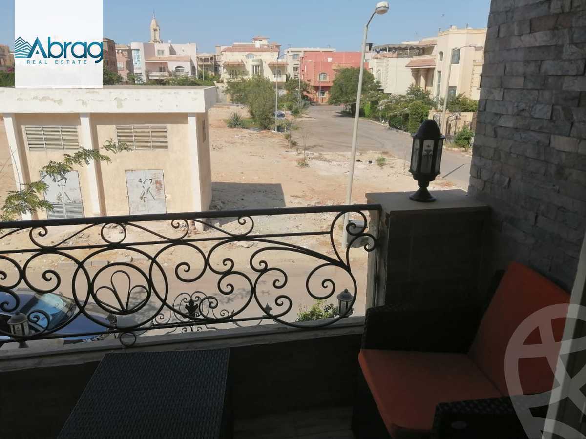 https://aqarmap.com.eg/ar/listing/5637590-for-sale-cairo-el-sheikh-zayed-city-compounds-el-yasmeen-compound