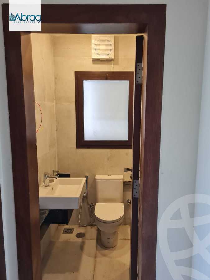 https://aqarmap.com.eg/en/listing/5713959-for-sale-cairo-el-sheikh-zayed-city-compounds-kmbwnd-wn-16-swdyk