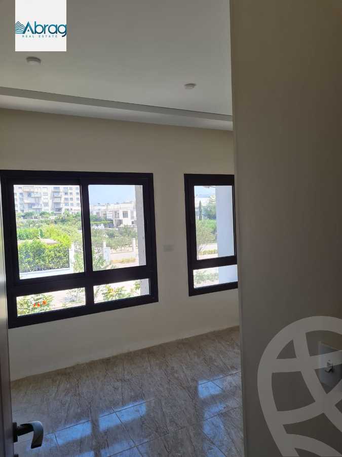 https://aqarmap.com.eg/en/listing/5713959-for-sale-cairo-el-sheikh-zayed-city-compounds-kmbwnd-wn-16-swdyk