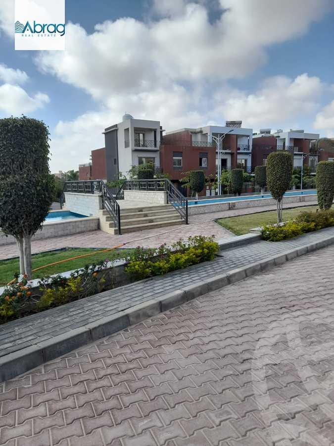 https://aqarmap.com.eg/en/listing/5740505-for-sale-cairo-el-sheikh-zayed-city-compounds-continental-residence