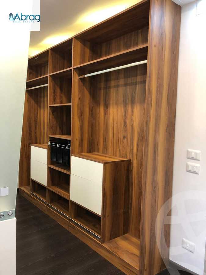 https://aqarmap.com.eg/en/listing/5756088-for-sale-cairo-el-sheikh-zayed-city-compounds-green-3