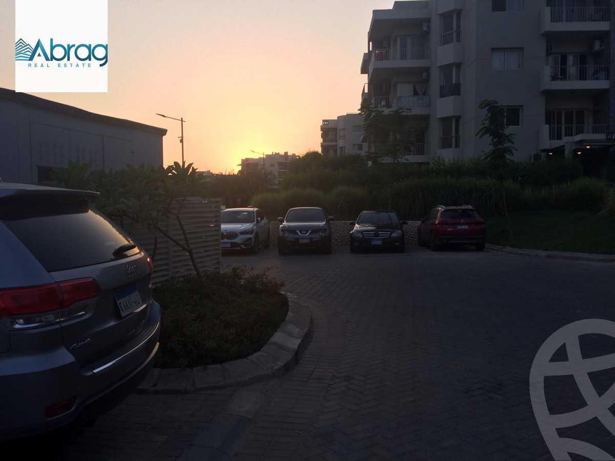 https://aqarmap.com.eg/en/listing/5839110-for-sale-cairo-el-sheikh-zayed-city-compounds-dh-drys