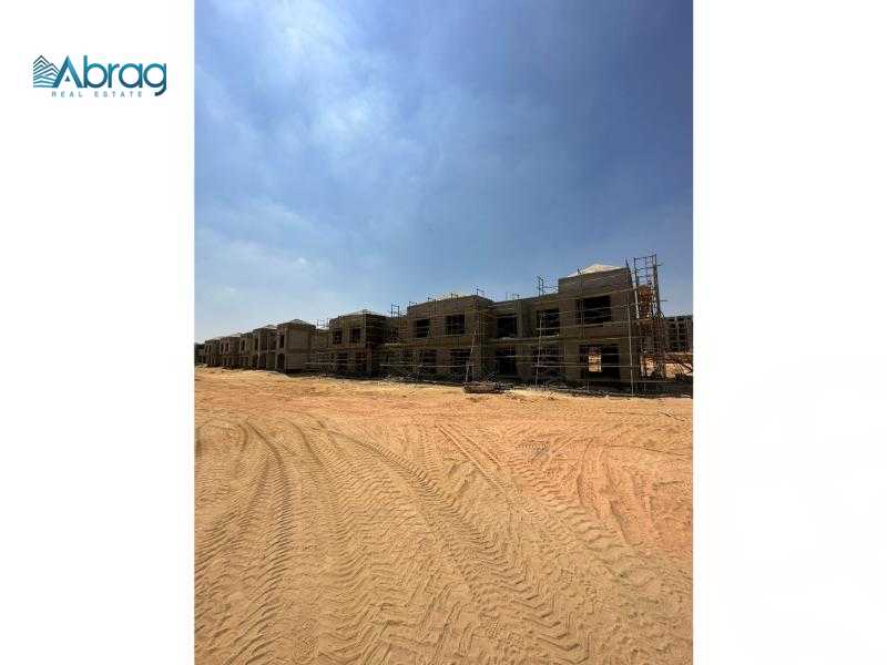 https://aqarmap.com.eg/en/listing/5866997-for-sale-cairo-el-sheikh-zayed-city-compounds-kmbwnd-fyldj-wyst-dr-llttwyr