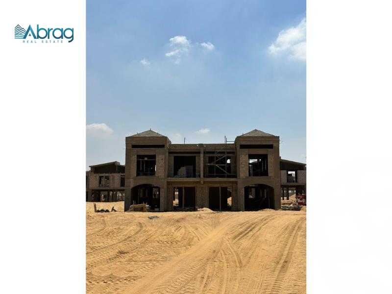 https://aqarmap.com.eg/en/listing/5866997-for-sale-cairo-el-sheikh-zayed-city-compounds-kmbwnd-fyldj-wyst-dr-llttwyr