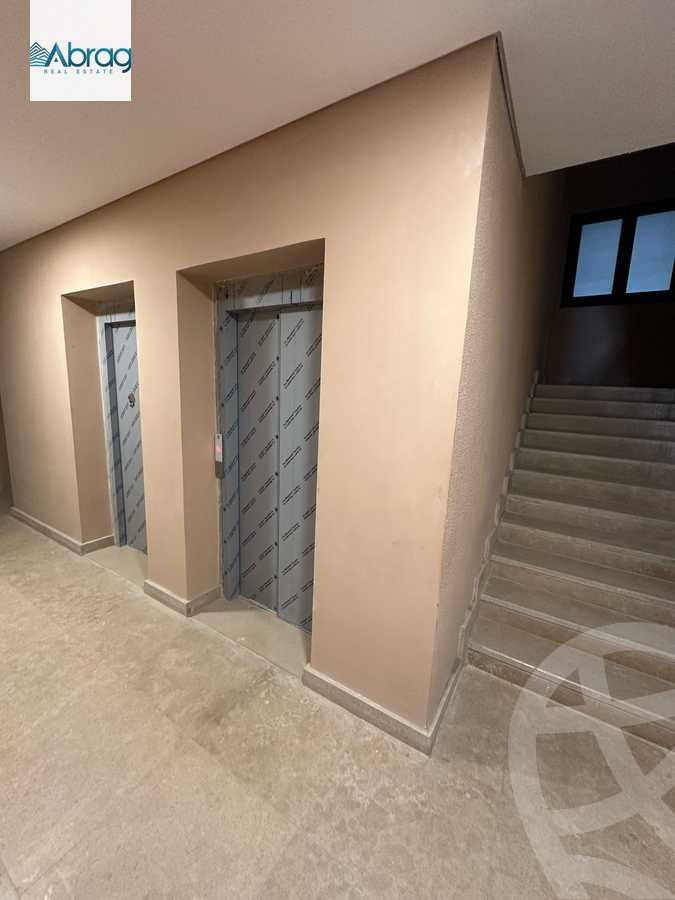https://aqarmap.com.eg/en/listing/5881676-for-sale-cairo-el-sheikh-zayed-city-compounds-kmbwnd-fyldj-wyst-dr-llttwyr