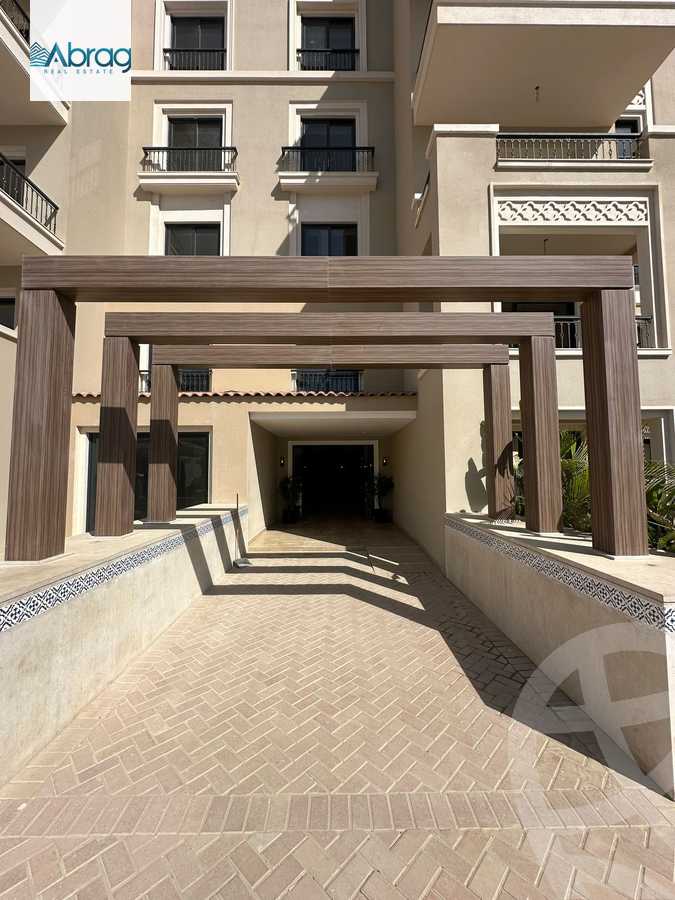 https://aqarmap.com.eg/en/listing/5881676-for-sale-cairo-el-sheikh-zayed-city-compounds-kmbwnd-fyldj-wyst-dr-llttwyr