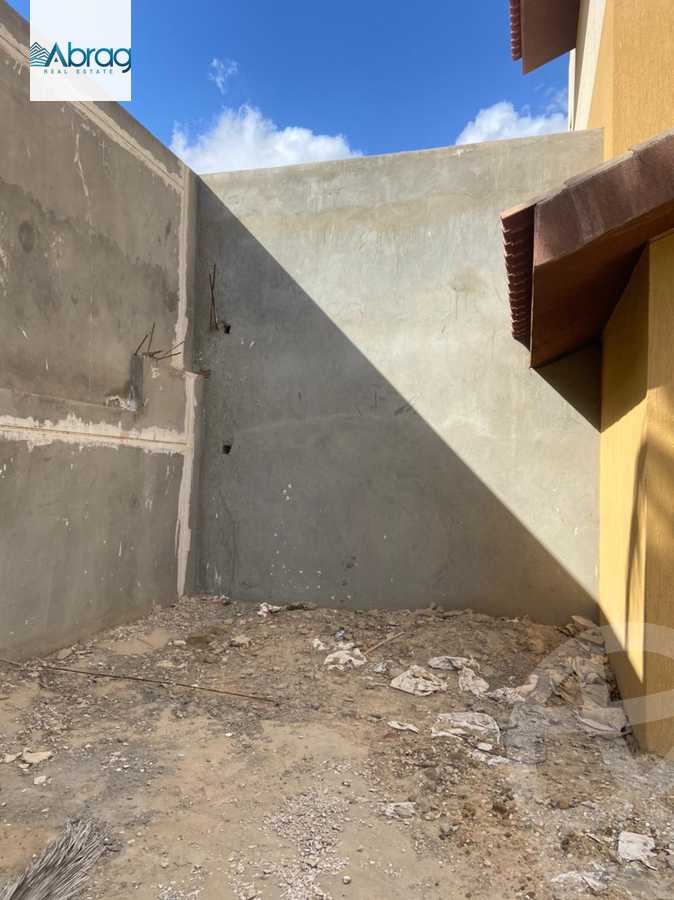 https://aqarmap.com.eg/en/listing/5888360-for-sale-cairo-el-sheikh-zayed-city-compounds-roaya-compound-zayed