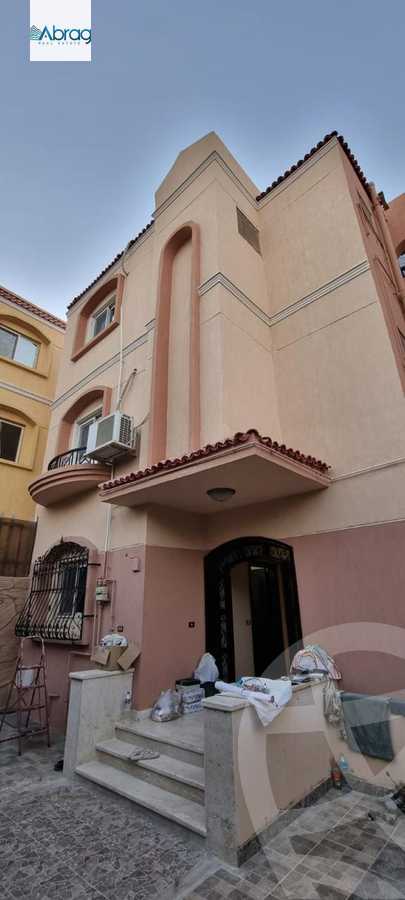 https://aqarmap.com.eg/en/listing/5889185-for-sale-cairo-el-sheikh-zayed-city-compounds-hadayek-el-mohandiseen