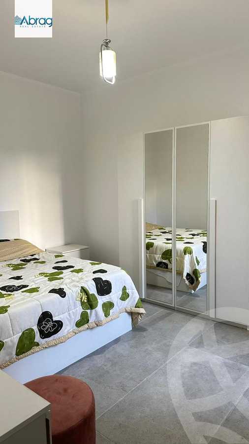 https://aqarmap.com.eg/en/listing/5947608-for-sale-cairo-el-sheikh-zayed-city-compounds-dh-drys