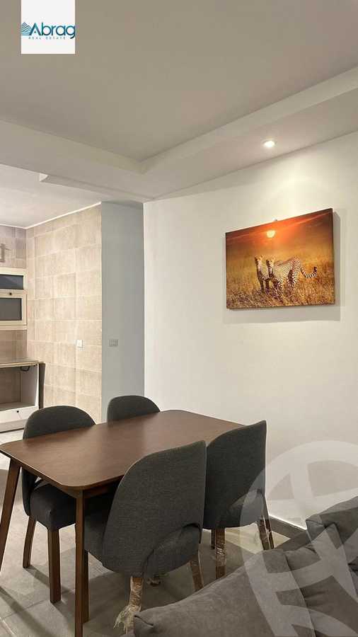 https://aqarmap.com.eg/en/listing/5947608-for-sale-cairo-el-sheikh-zayed-city-compounds-dh-drys
