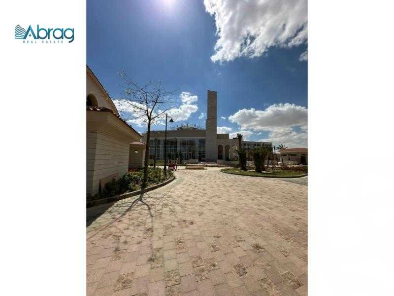 https://aqarmap.com.eg/en/listing/5970979-for-sale-cairo-el-sheikh-zayed-city-compounds-kmbwnd-fyldj-wyst-dr-llttwyr