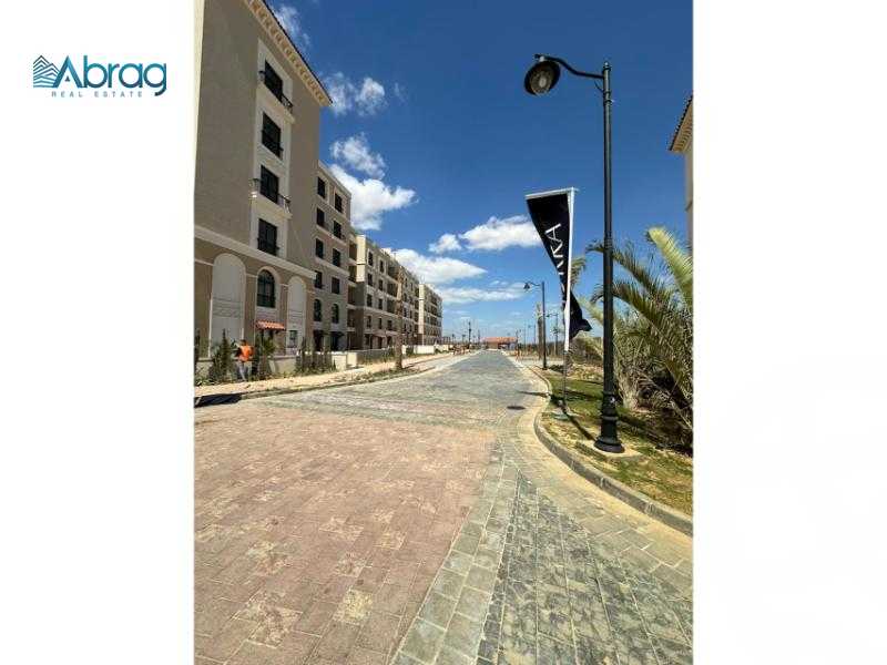 https://aqarmap.com.eg/en/listing/5970979-for-sale-cairo-el-sheikh-zayed-city-compounds-kmbwnd-fyldj-wyst-dr-llttwyr