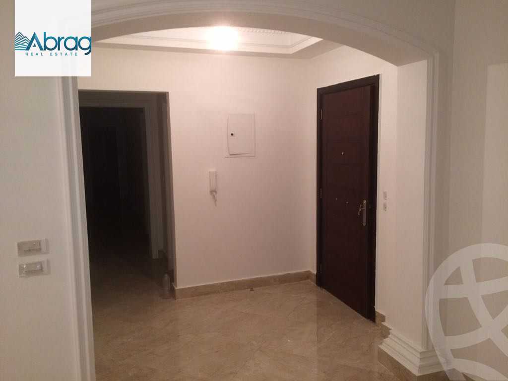 https://aqarmap.com.eg/ar/listing/5976724-for-sale-cairo-el-sheikh-zayed-city-compounds-greens