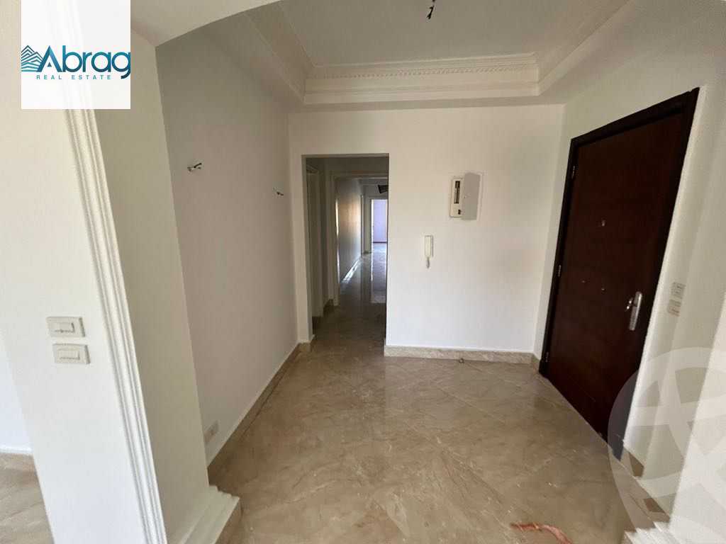 https://aqarmap.com.eg/ar/listing/5976724-for-sale-cairo-el-sheikh-zayed-city-compounds-greens