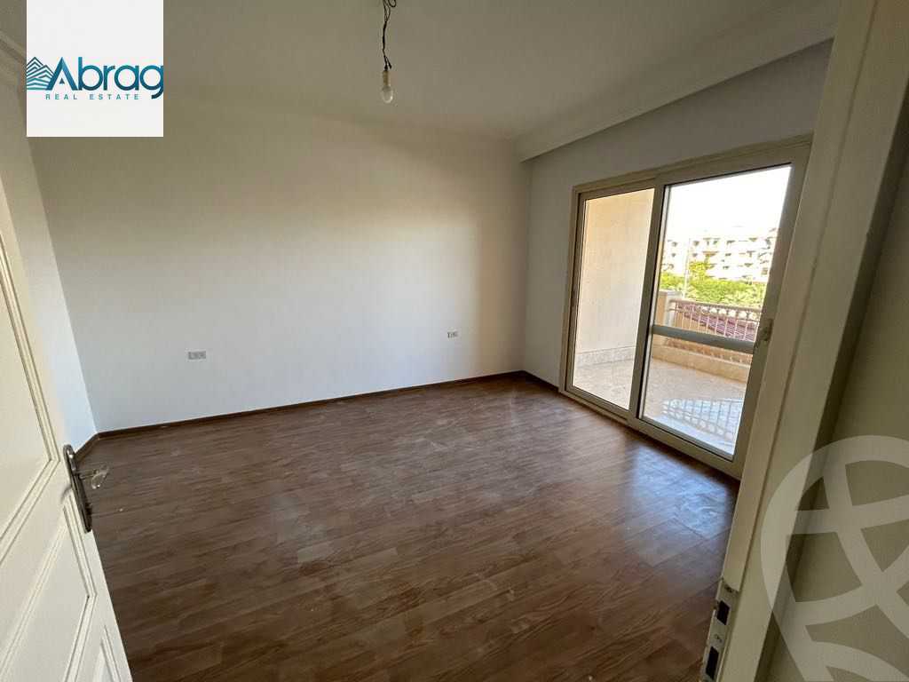 https://aqarmap.com.eg/ar/listing/5976724-for-sale-cairo-el-sheikh-zayed-city-compounds-greens