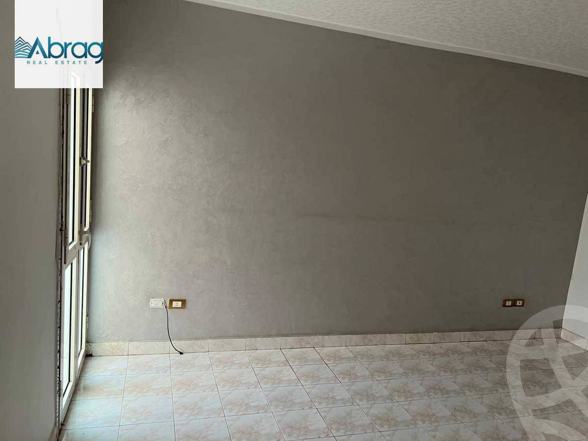 https://aqarmap.com.eg/ar/listing/5985784-for-rent-cairo-el-sheikh-zayed-city-compounds-hadayek-el-mohandiseen