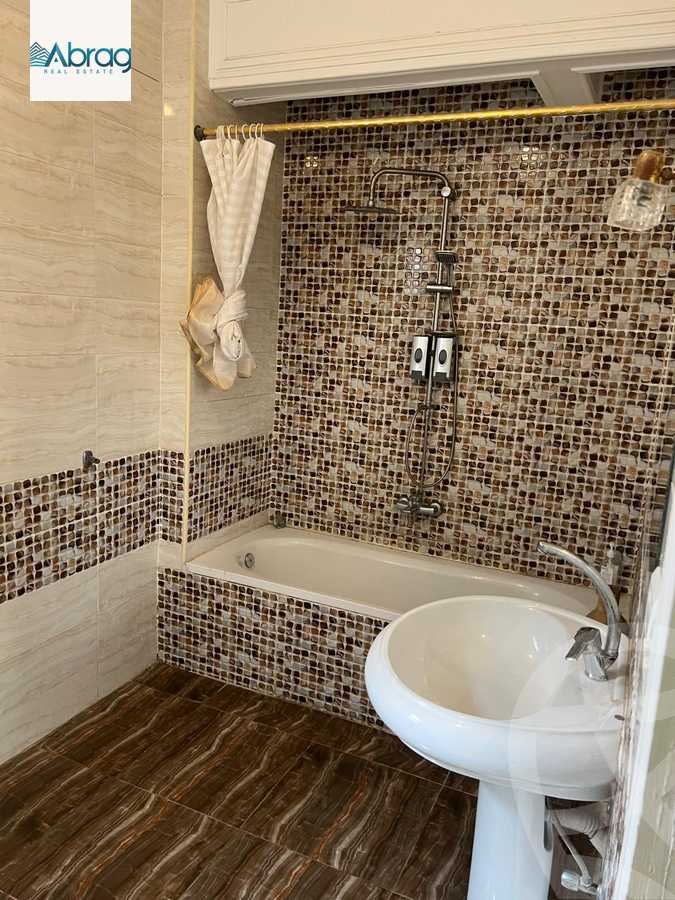 https://aqarmap.com.eg/ar/listing/5985784-for-rent-cairo-el-sheikh-zayed-city-compounds-hadayek-el-mohandiseen