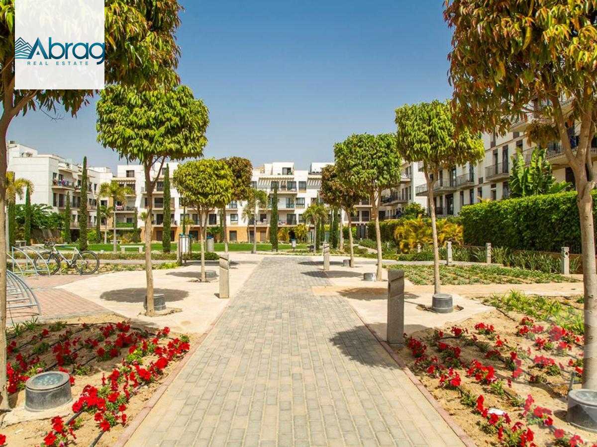 https://aqarmap.com.eg/ar/listing/6023271-for-sale-cairo-el-sheikh-zayed-city-compounds-the-courtyard