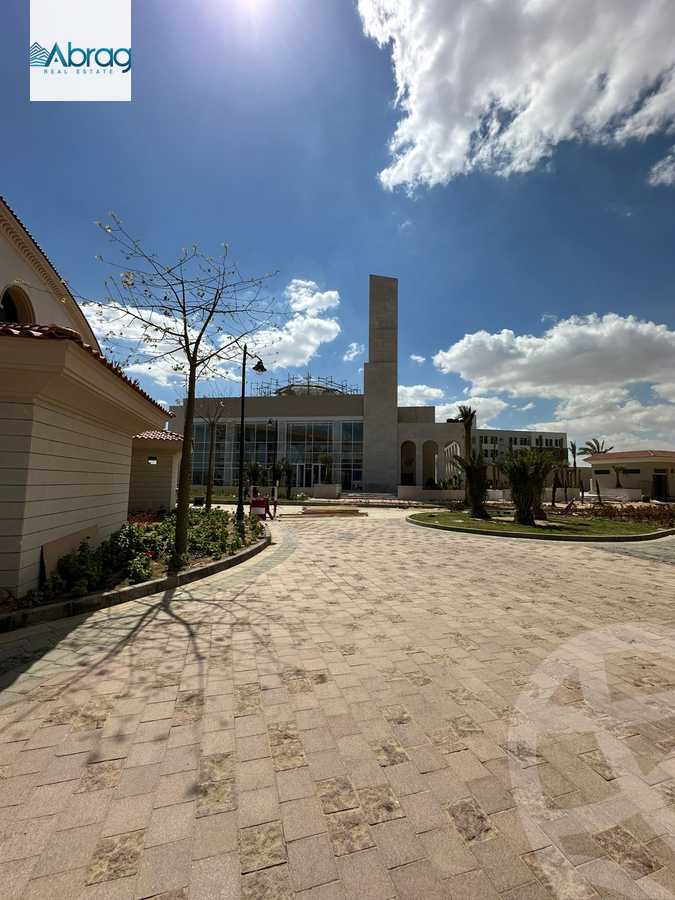 https://aqarmap.com.eg/en/listing/6013032-for-sale-cairo-el-sheikh-zayed-city-compounds-kmbwnd-fyldj-wyst-dr-llttwyr