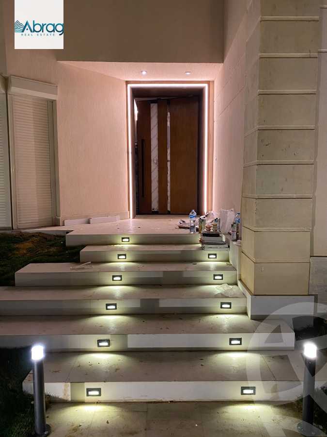 https://aqarmap.com.eg/ar/listing/6023259-for-sale-cairo-el-sheikh-zayed-city-compounds-el-rabwa