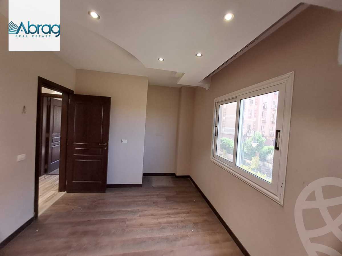 https://aqarmap.com.eg/en/listing/6033452-for-sale-cairo-el-sheikh-zayed-city-compounds-continental-gardens