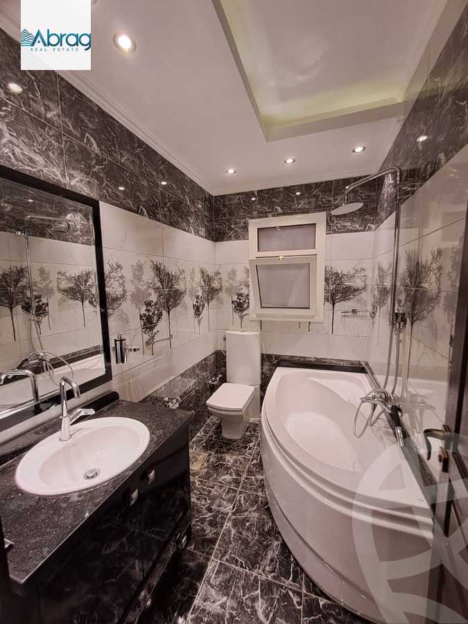 https://aqarmap.com.eg/en/listing/6033452-for-sale-cairo-el-sheikh-zayed-city-compounds-continental-gardens