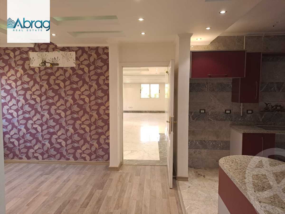 https://aqarmap.com.eg/en/listing/6033452-for-sale-cairo-el-sheikh-zayed-city-compounds-continental-gardens