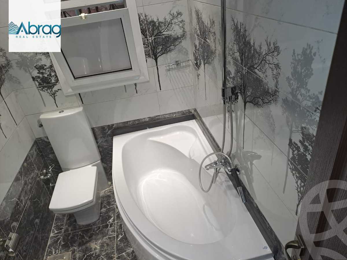 https://aqarmap.com.eg/en/listing/6033452-for-sale-cairo-el-sheikh-zayed-city-compounds-continental-gardens