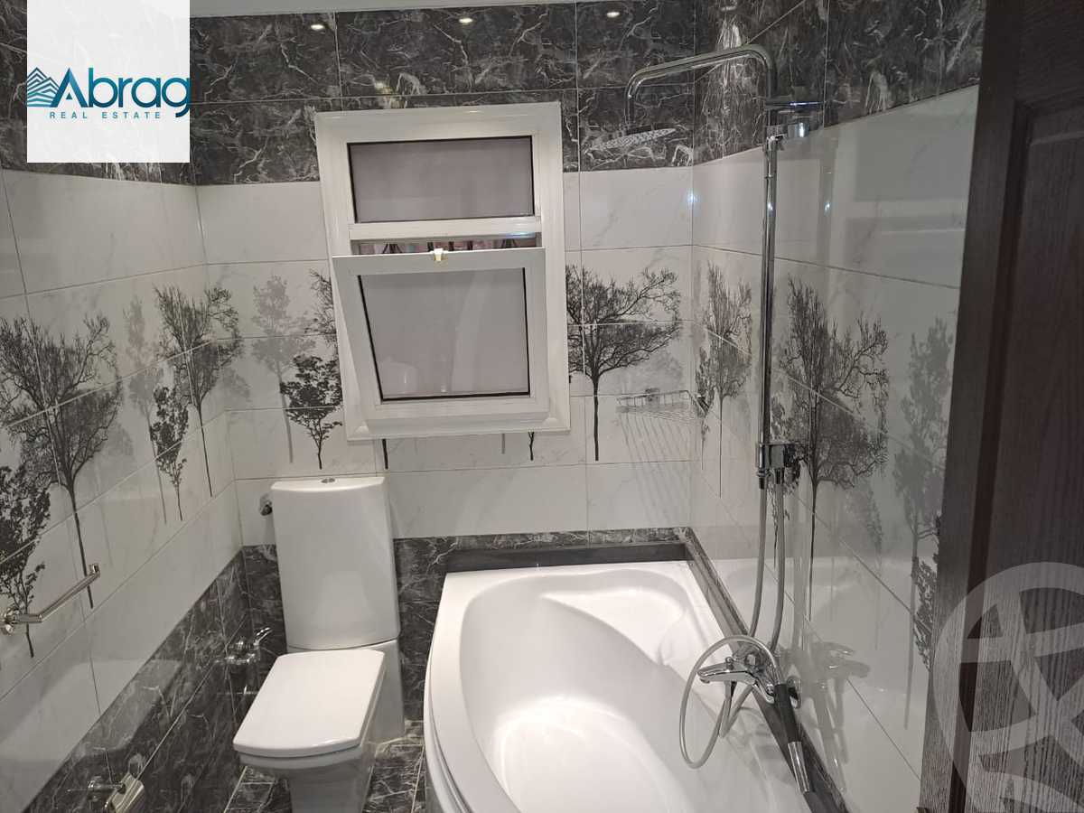 https://aqarmap.com.eg/en/listing/6033452-for-sale-cairo-el-sheikh-zayed-city-compounds-continental-gardens