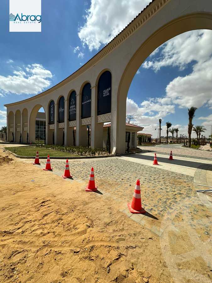 https://aqarmap.com.eg/en/listing/6042096-for-sale-cairo-el-sheikh-zayed-city-compounds-kmbwnd-fyldj-wyst-dr-llttwyr
