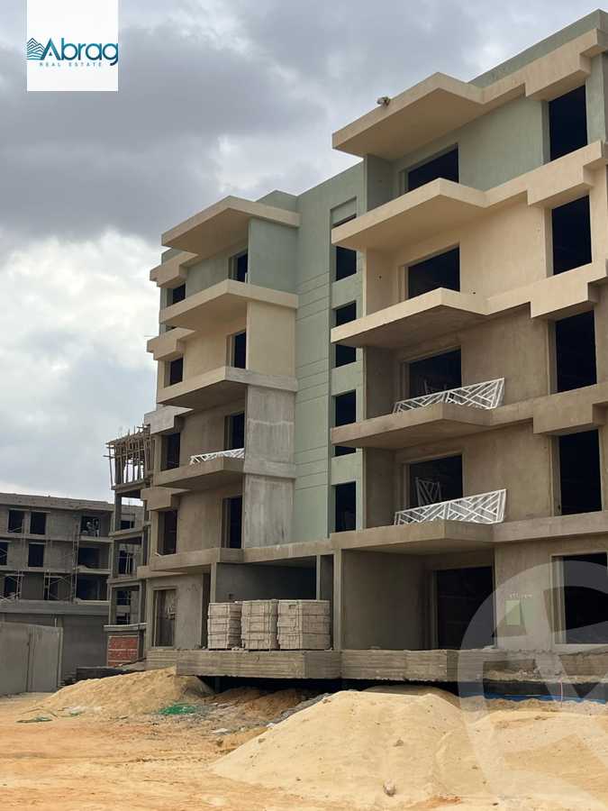 https://aqarmap.com.eg/en/listing/6042594-for-sale-cairo-6th-of-october-compounds-kmbwnd-jryn-6-mbny-drys