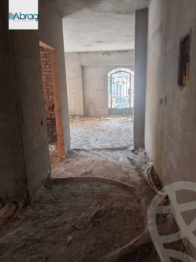 https://aqarmap.com.eg/ar/listing/6042740-for-sale-cairo-el-sheikh-zayed-city-el-hay-elasher-street-100