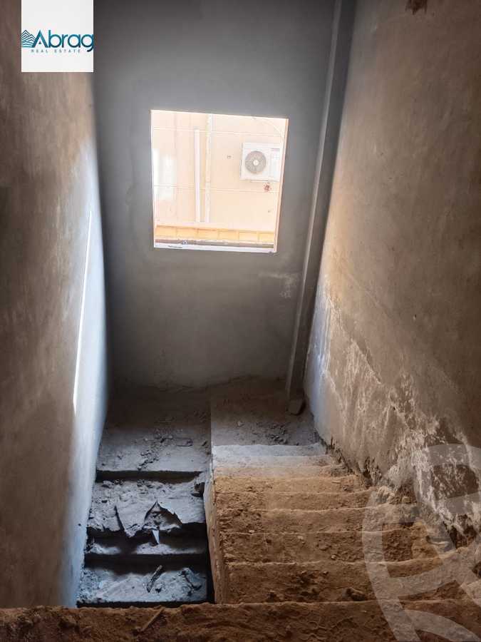 https://aqarmap.com.eg/ar/listing/6042740-for-sale-cairo-el-sheikh-zayed-city-el-hay-elasher-street-100