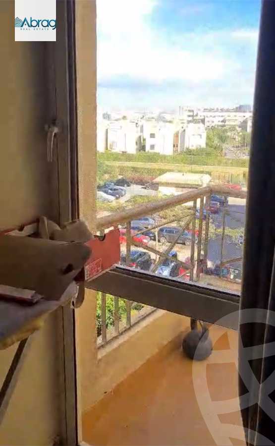 https://aqarmap.com.eg/ar/listing/6161687-for-sale-cairo-el-sheikh-zayed-city-compounds-hadayek-el-mohandiseen