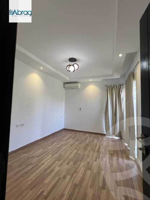 https://aqarmap.com.eg/en/listing/6186321-for-sale-cairo-el-sheikh-zayed-city-compounds-dh-drys