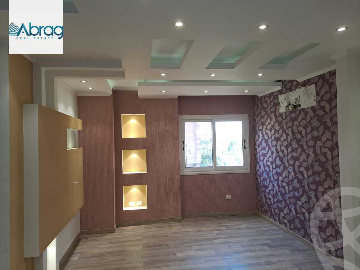 https://aqarmap.com.eg/en/listing/6261840-for-sale-cairo-el-sheikh-zayed-city-compounds-continental-gardens