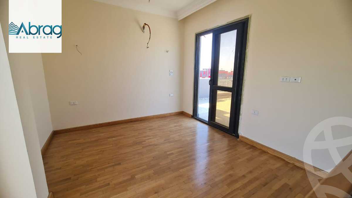 https://aqarmap.com.eg/ar/listing/6279462-for-sale-cairo-el-sheikh-zayed-city-compounds-el-patio-zahraa