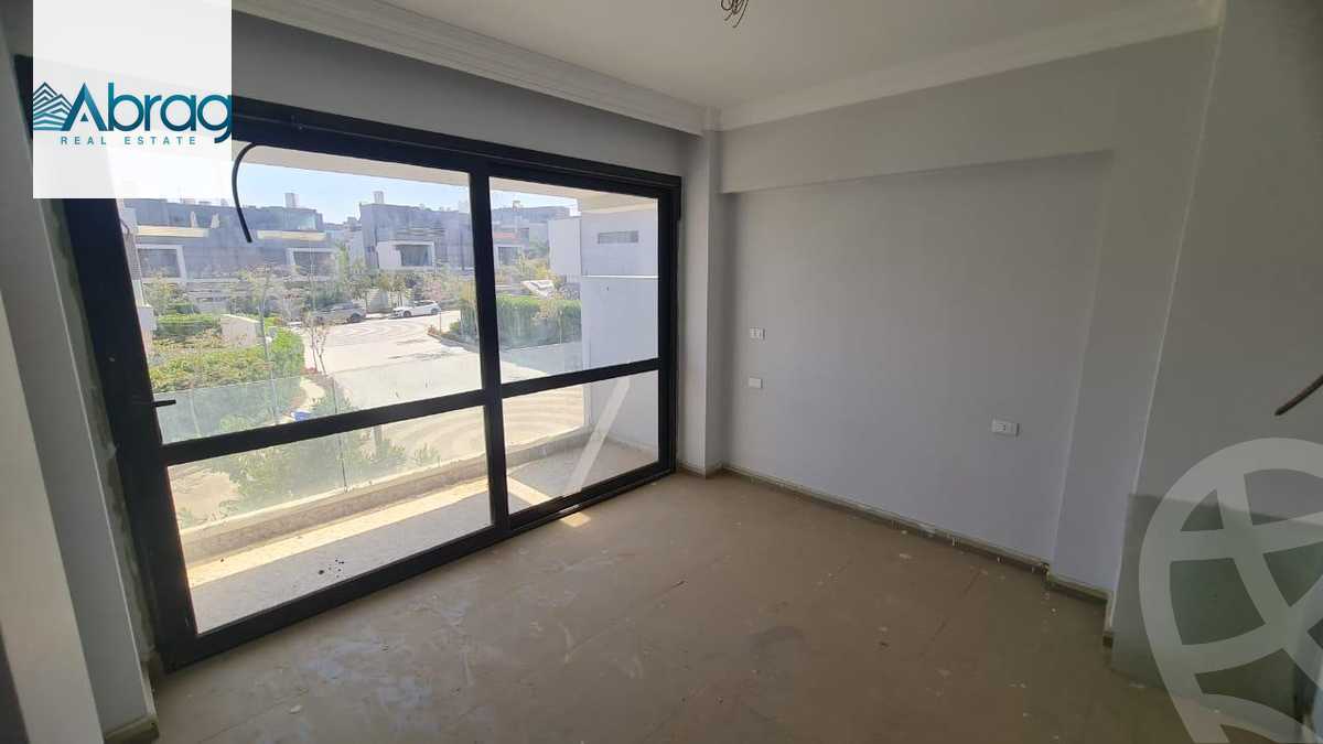 https://aqarmap.com.eg/ar/listing/6279462-for-sale-cairo-el-sheikh-zayed-city-compounds-el-patio-zahraa