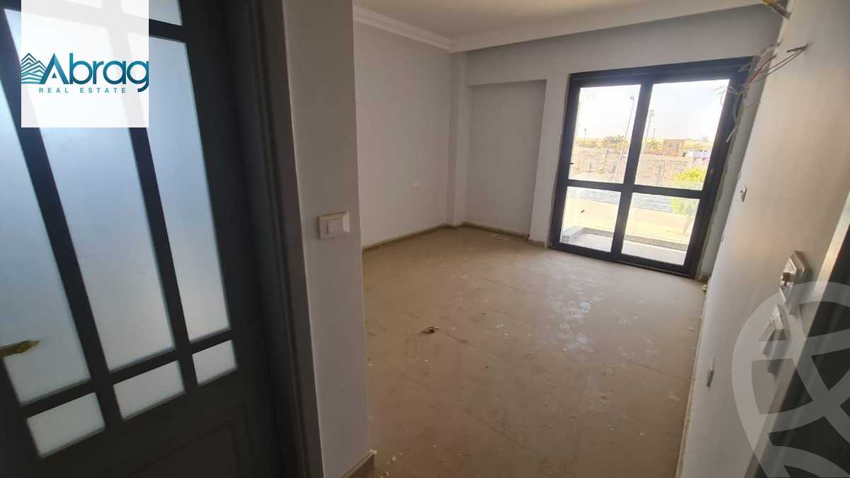 https://aqarmap.com.eg/ar/listing/6279462-for-sale-cairo-el-sheikh-zayed-city-compounds-el-patio-zahraa