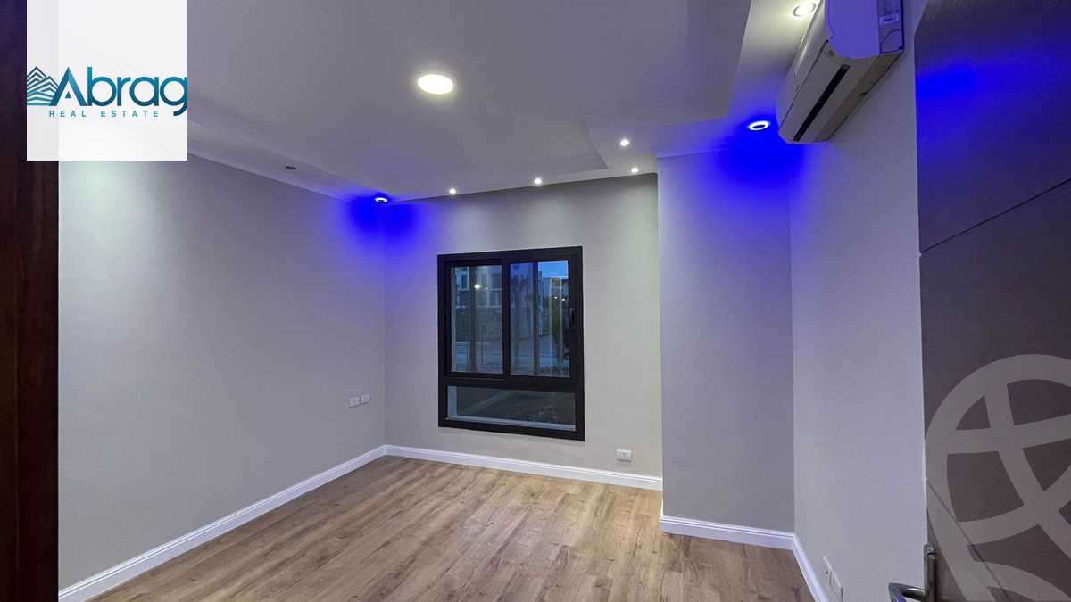 https://aqarmap.com.eg/ar/listing/6360088-for-sale-cairo-el-sheikh-zayed-city-compounds-the-courtyard