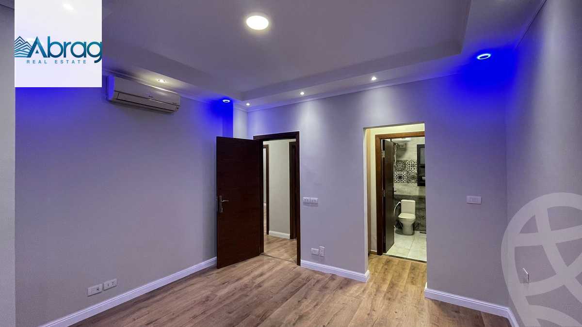 https://aqarmap.com.eg/ar/listing/6360088-for-sale-cairo-el-sheikh-zayed-city-compounds-the-courtyard