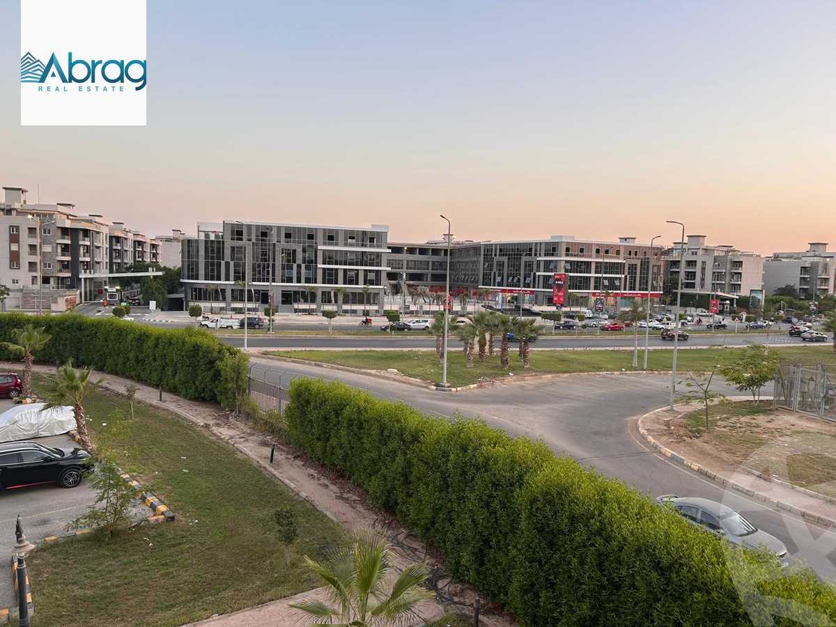 https://aqarmap.com.eg/en/listing/6360148-for-sale-cairo-el-sheikh-zayed-city-compounds-dr-msr