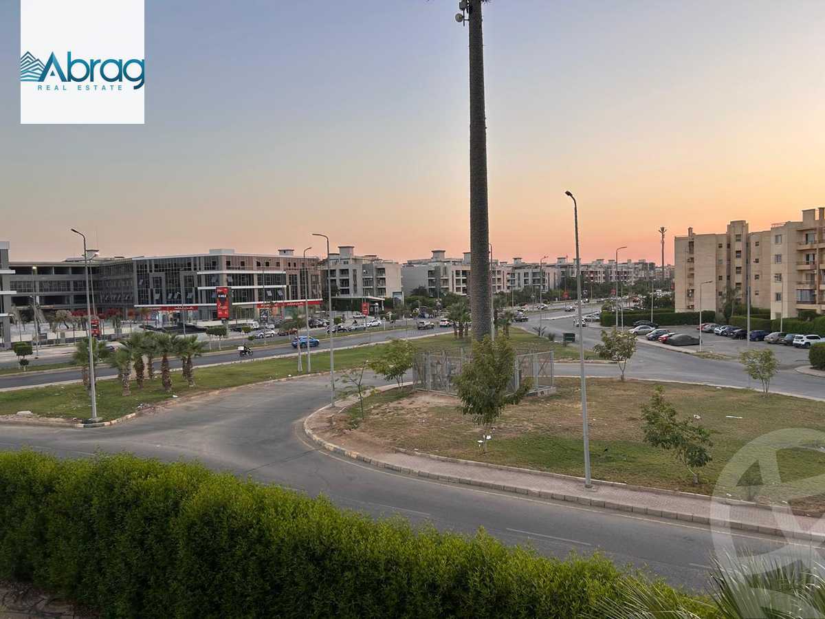 https://aqarmap.com.eg/en/listing/6360148-for-sale-cairo-el-sheikh-zayed-city-compounds-dr-msr
