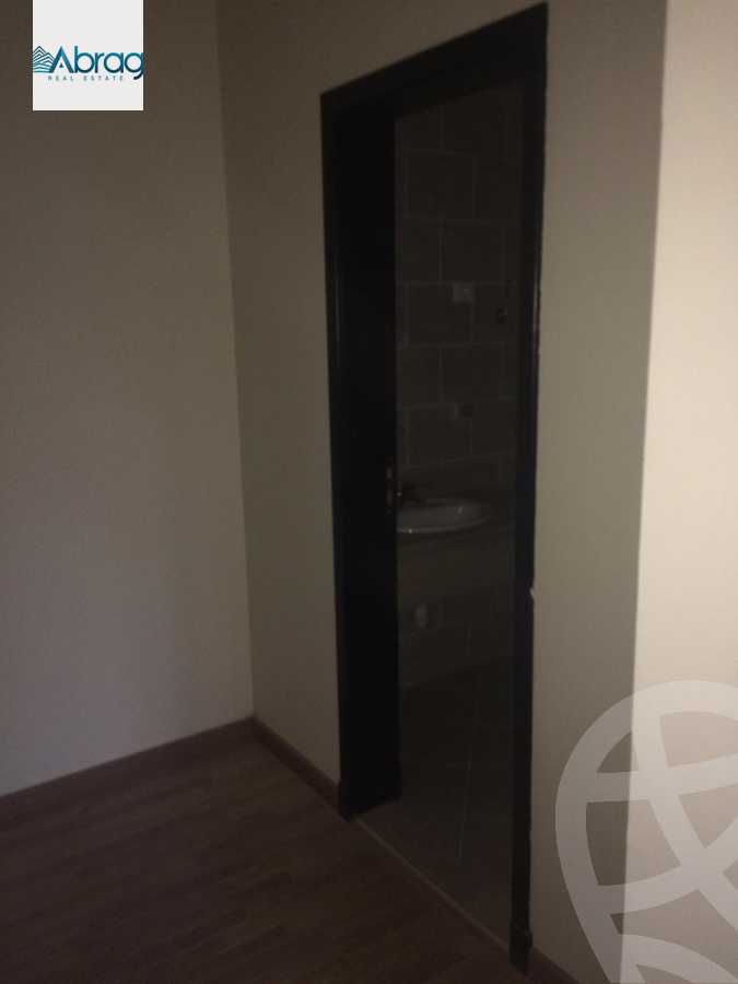 https://aqarmap.com.eg/ar/listing/6379128-for-rent-cairo-el-sheikh-zayed-city-compounds-dh-drys