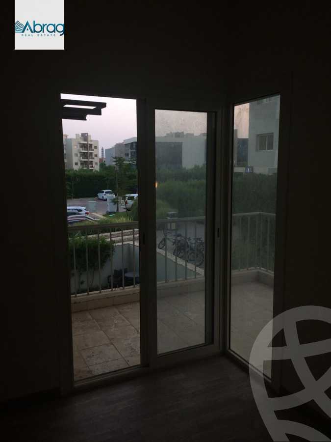 https://aqarmap.com.eg/ar/listing/6379128-for-rent-cairo-el-sheikh-zayed-city-compounds-dh-drys